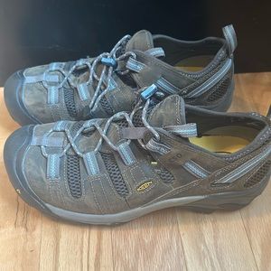 Keen Safety Toe Like New Blue and Gray Shoes Very Comfortable Size 11 Women